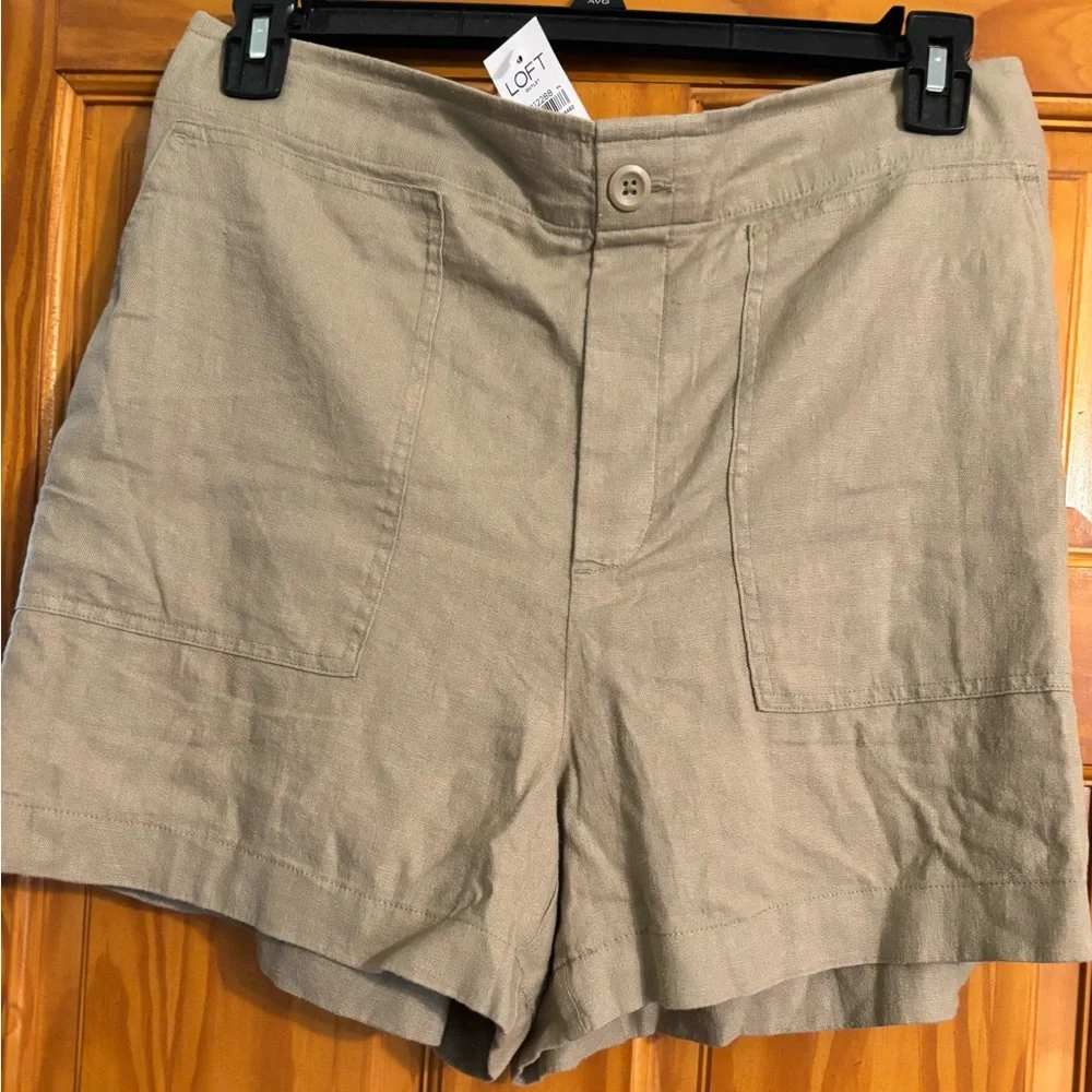 LOFT Beige Casual Shorts - Picture 3 of 4